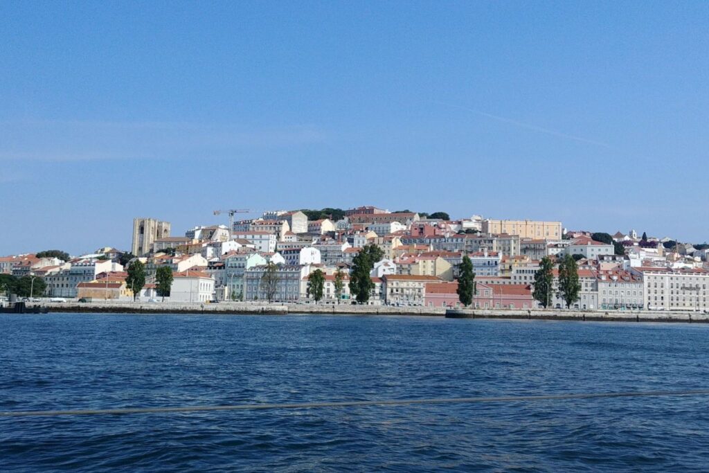 BeLocal Sailing tours Lisbon Portugal Alfama